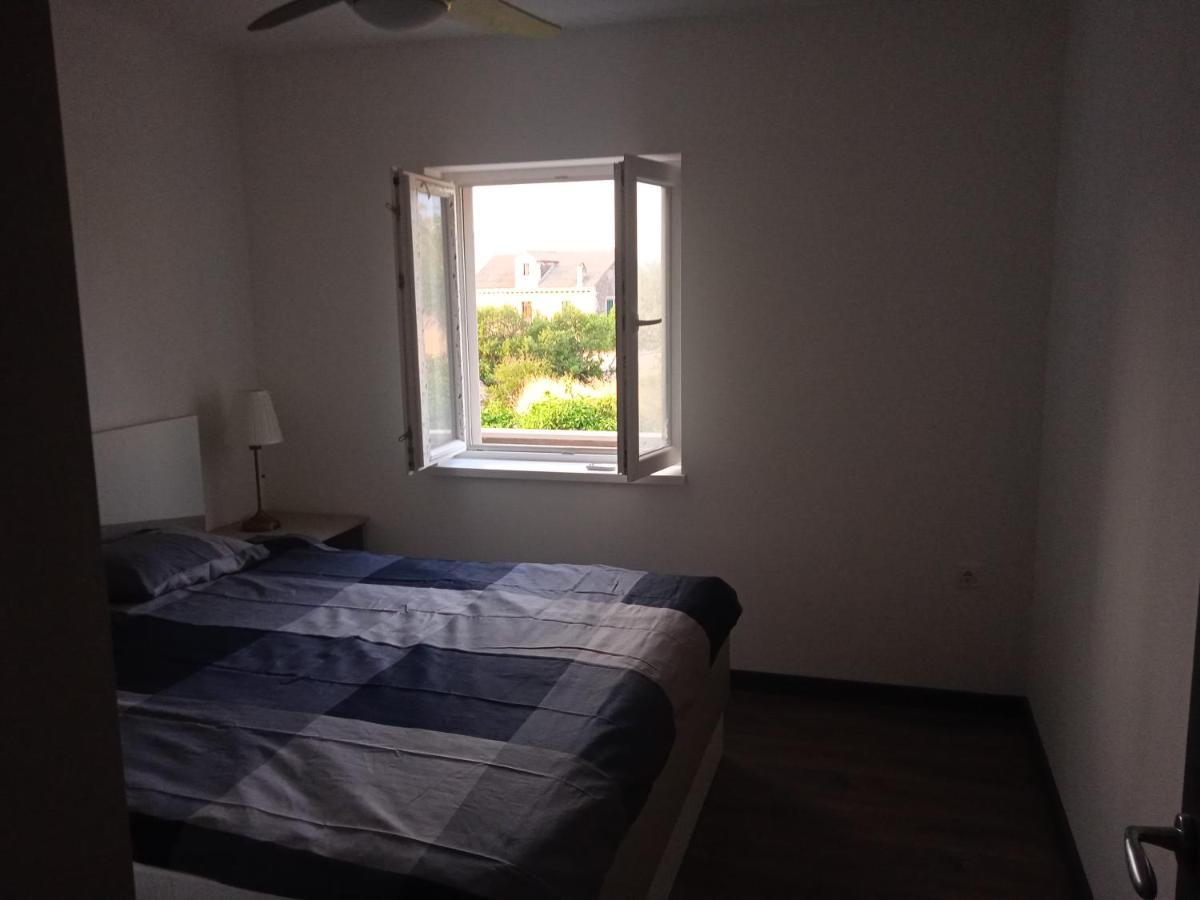 Anton Apartment พอฟเลีย ภายนอก รูปภาพ