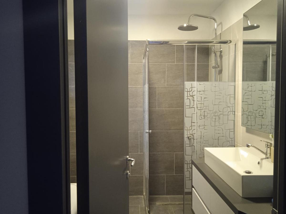 Anton Apartment พอฟเลีย ภายนอก รูปภาพ
