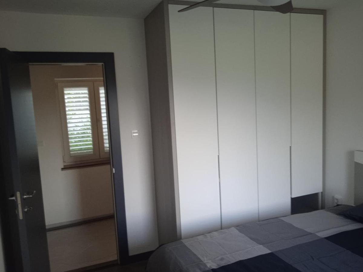 Anton Apartment พอฟเลีย ภายนอก รูปภาพ