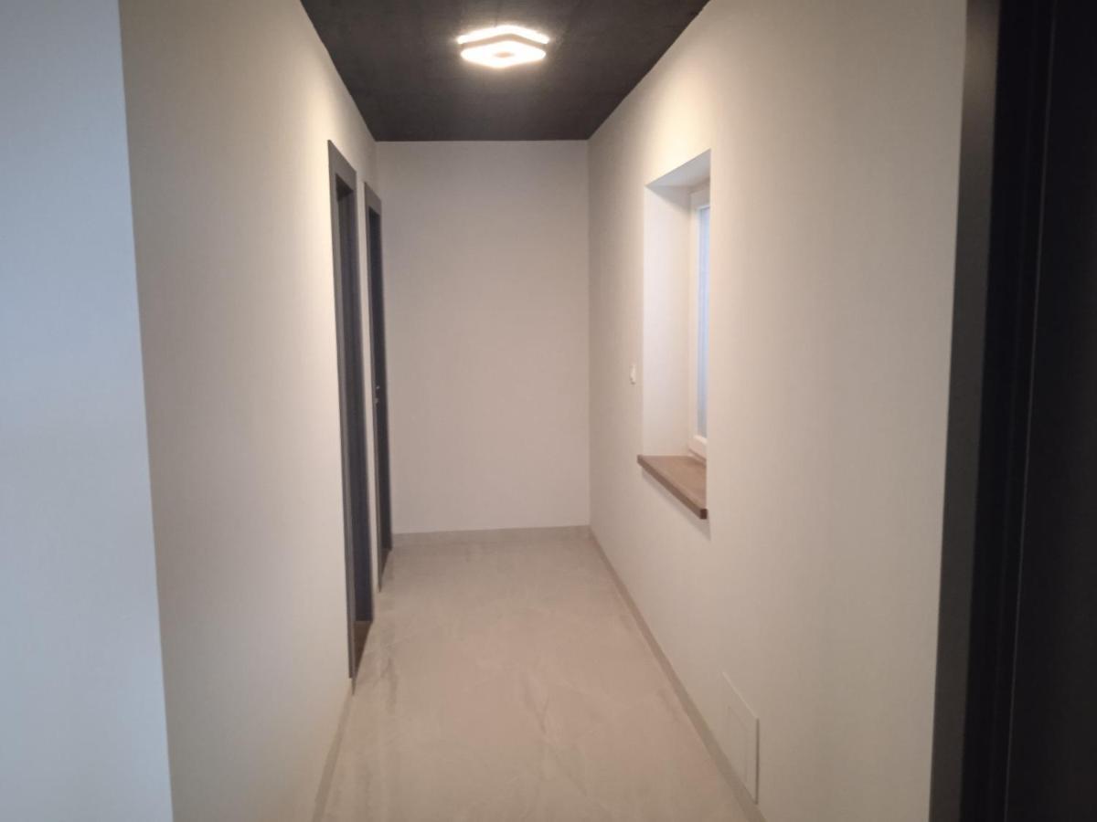 Anton Apartment พอฟเลีย ภายนอก รูปภาพ